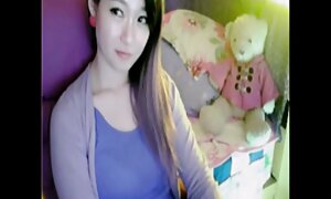 بلوند سکسی در برابر خواست عکس کیر در کس وکون او در خیابان لعنتی